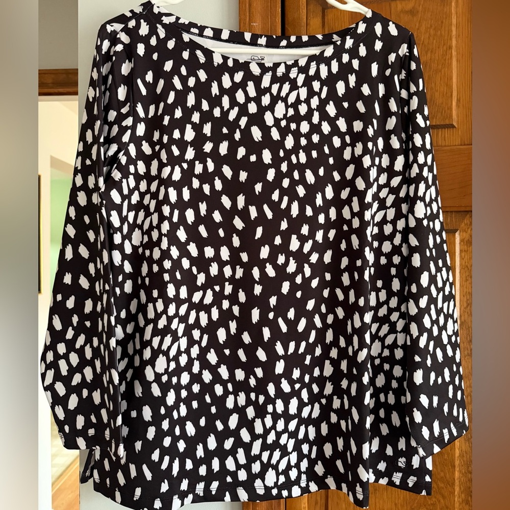 NWOT Vineyard Vines Black and White Print Women's Blouse L Large